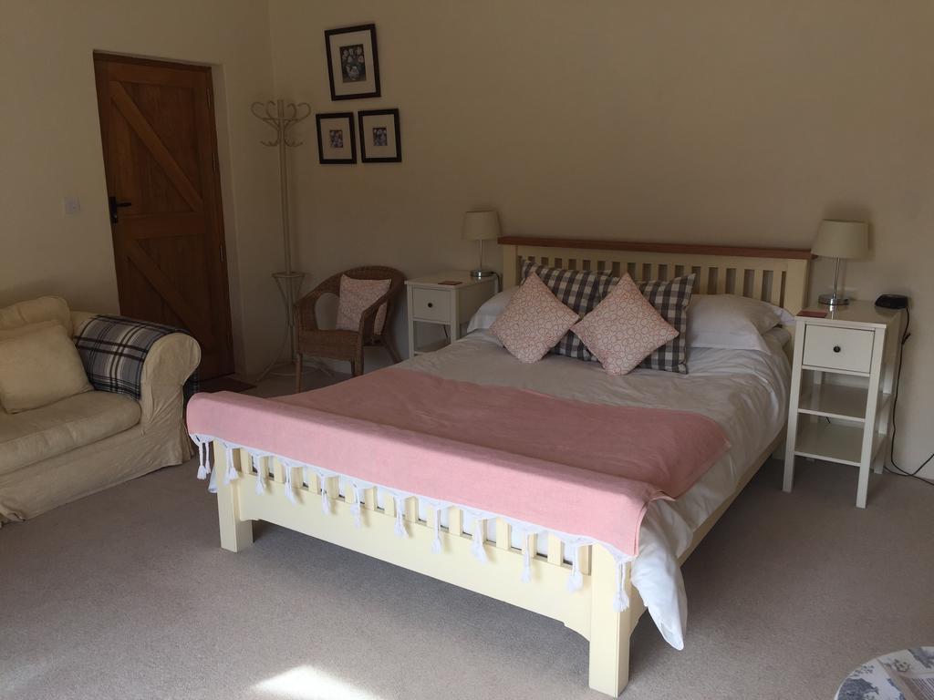 Wyke Farm Hotel Axminster Buitenkant foto